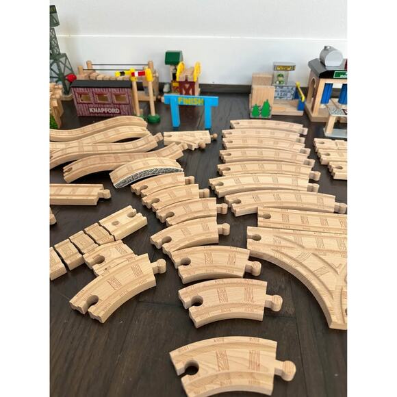 Vintage Thomas and Friends Wooden Train Tracks and Accessories - Picture 3 of 10